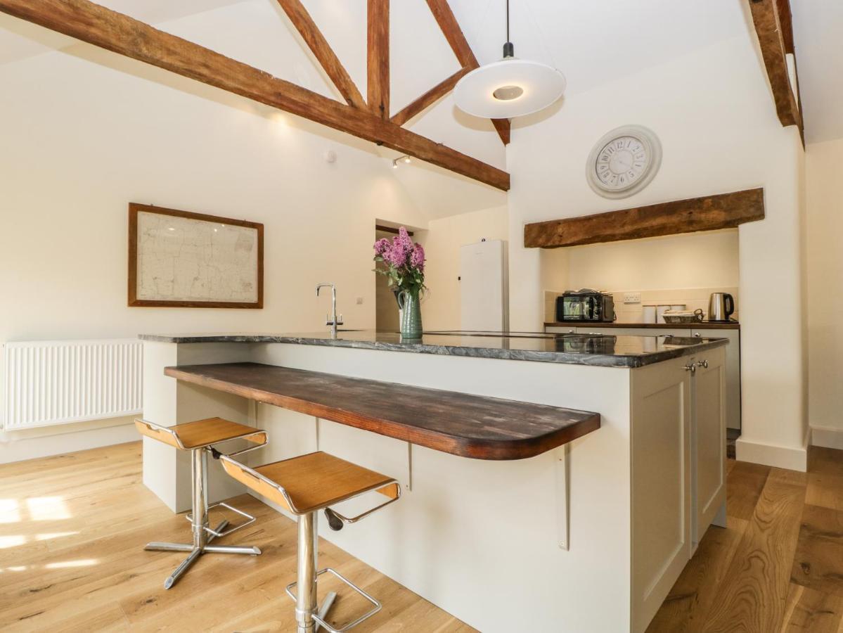Tom'S Barn Villa Yeovil Bagian luar foto