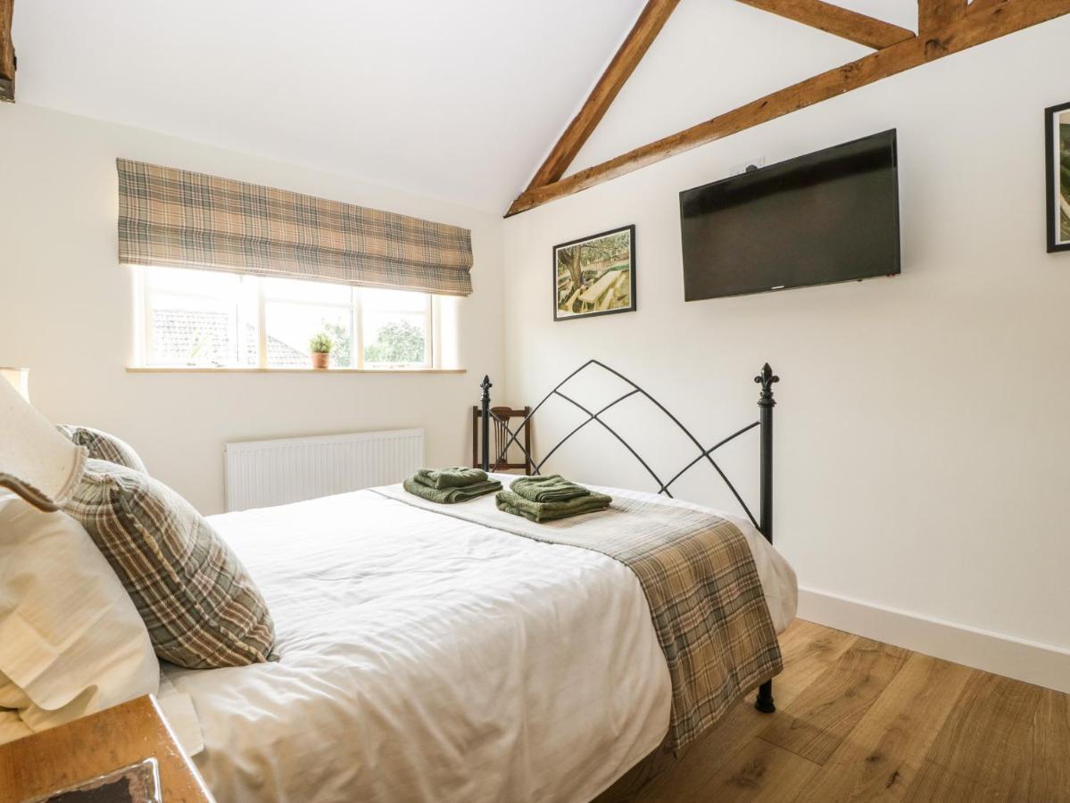 Tom'S Barn Villa Yeovil Bagian luar foto