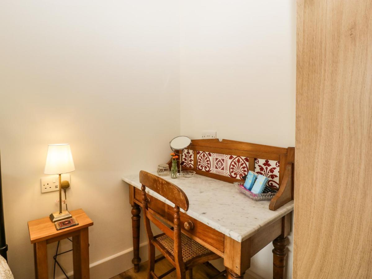 Tom'S Barn Villa Yeovil Bagian luar foto
